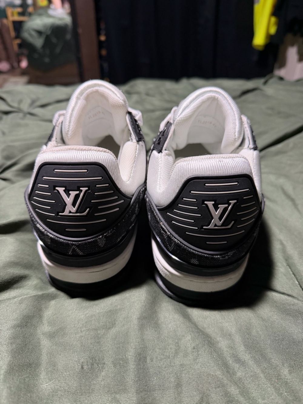 Louis Vuitton White & Black Monogram High-Top Sneaker - Picture 5 of 6